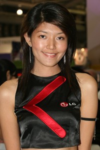 communicasia2006model_19